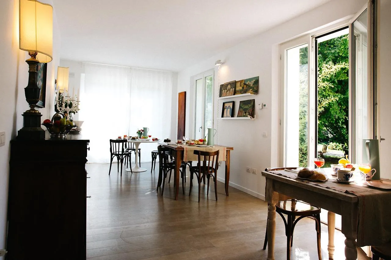 *** Nocleg ze śniadaniem Bed and Breakfast Soloqui Zero Branco Włochy